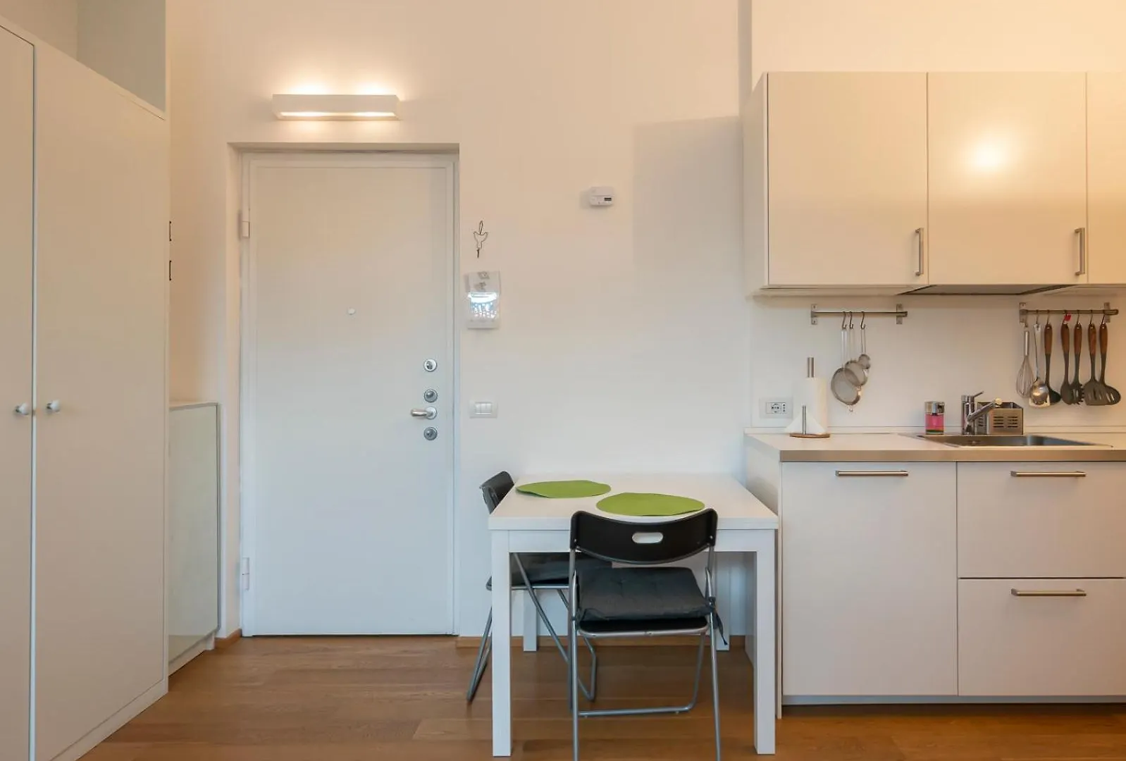 Appartamento Sant'Agostino-Centro Near M2 Milano